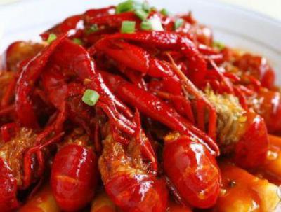 吃小龍蝦的季節(jié)到了，小龍蝦怎么做才好吃