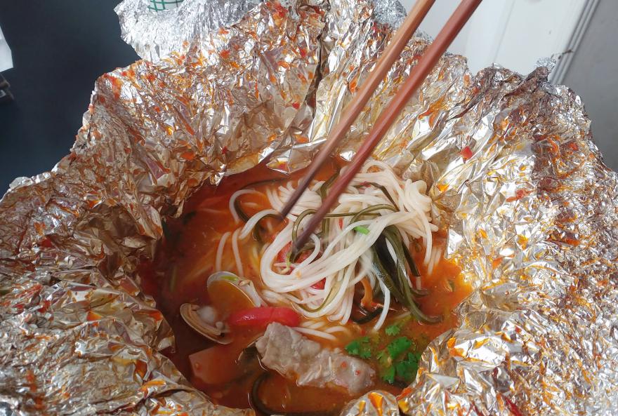 吃花甲米線的時候經(jīng)常嚼到砂，花甲清洗方法有哪些