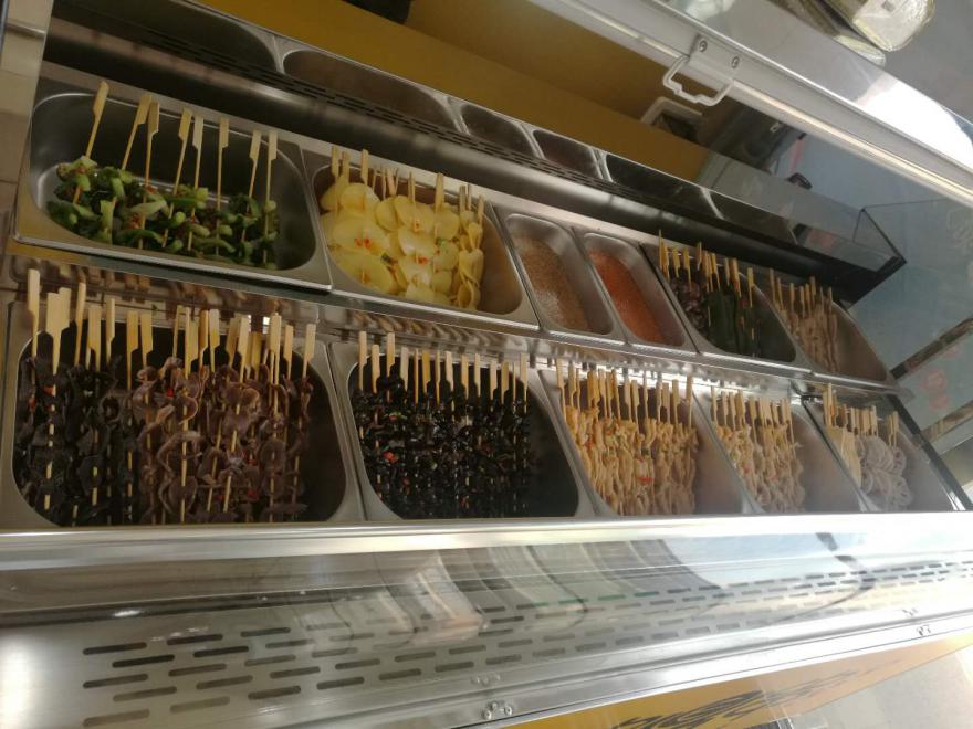 成都串串香培訓(xùn)學(xué)校哪家好？成都火鍋串串培訓(xùn)