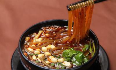 成都酸辣粉培訓(xùn)哪家好？酸辣粉制作秘方！