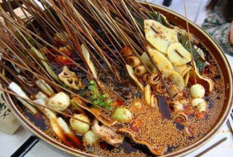 創(chuàng)業(yè)開一家特色小吃，選擇很重要