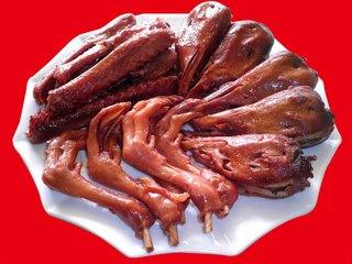 鹵菜出鍋就發(fā)黑，抹鹵水VS抹鹵油哪個好？