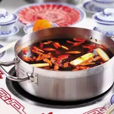 秋天到了，學(xué)學(xué)這5款火鍋湯底的做法吧！