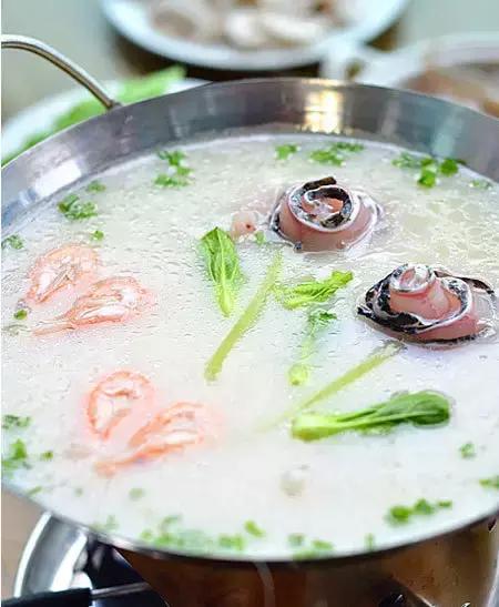 秋天到了，學(xué)學(xué)這5款火鍋湯底的做法吧！