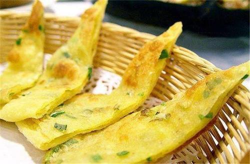 秘制蔥油餅，層次分明又入味，所有詳細(xì)技巧都在這里了！