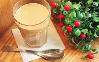 港式奶茶做法一點都不難，教你一招，香濃奶茶隨時想喝隨時做