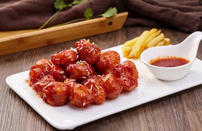 川菜培訓(xùn)哪家味道好？飄味緣潛心研究助你完成創(chuàng)業(yè)夢