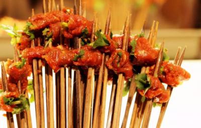 四川專業(yè)學串串香技術培訓多少錢？蘸碟制作方法