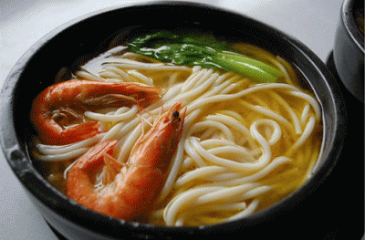 四川砂鍋米線技術(shù)做法哪里好？每年技術(shù)免費升級