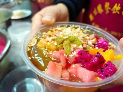 冰粉小吃技術培訓學校哪里好？培訓各種佐料的搭配