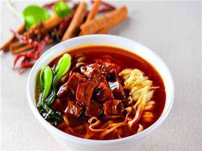 牛肉面食技術培訓班哪家便宜？面食培訓理論與實踐結合