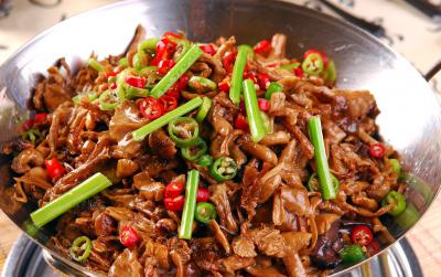 干鍋底料技術(shù)培訓(xùn)哪家好？特色干鍋培訓(xùn)機(jī)構(gòu)