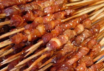 燒烤技術(shù)培訓(xùn)學(xué)校在哪里更正宗？能滿足食客的消費