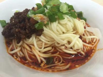 擔(dān)擔(dān)面食技術(shù)培訓(xùn)學(xué)校哪里比較好？