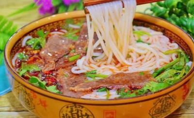 小吃培訓(xùn)在哪里學(xué)最好？學(xué)習(xí)羊肉粉技術(shù)培訓(xùn)