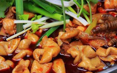 小吃培訓(xùn)班多少錢？學(xué)習(xí)肥腸雞技術(shù)培訓(xùn)哪家好？