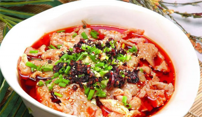 成都餐飲技術(shù)培訓(xùn)學(xué)校，川菜水煮肉片廚師技術(shù)培訓(xùn)哪家好？