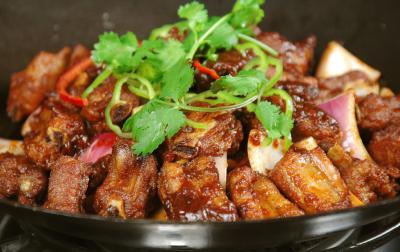 麻辣干鍋技術(shù)做法哪里比較好？成都飄味緣專業(yè)做廚師培訓(xùn)