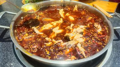 成都學(xué)魚火鍋技術(shù)培訓(xùn)哪家好？