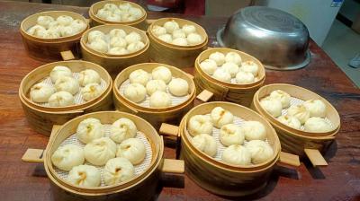 小吃培訓(xùn)學(xué)校多少錢？正宗小吃技術(shù)培訓(xùn)學(xué)校