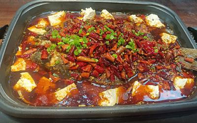 成都學(xué)萬州烤魚培訓(xùn)機構(gòu)哪里好？想學(xué)烤魚哪里有