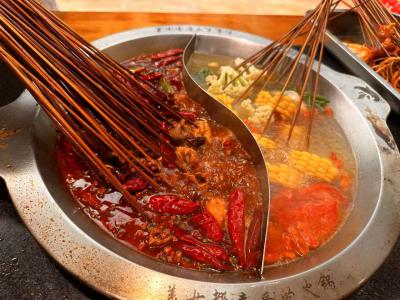 四川串串技術(shù)培訓(xùn)多少錢？成都開心貓串串培訓(xùn)學(xué)校