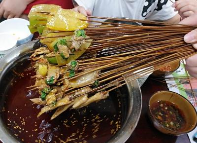 培訓(xùn)成都串串香學(xué)校有哪些？成都串串香培訓(xùn)班