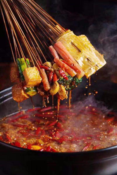 火鍋串串培訓(xùn)去哪里學(xué)比較好呢？成都哪里可以學(xué)串串香技術(shù)？