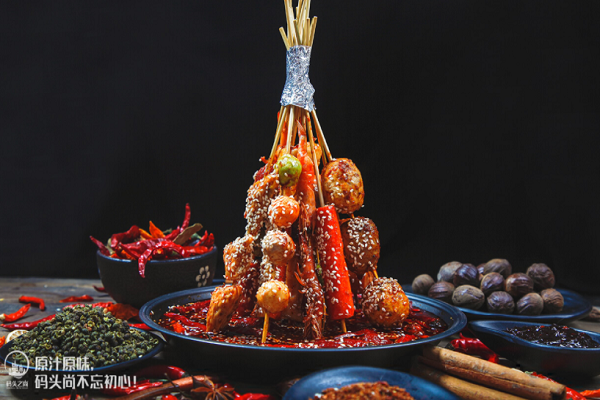 成都哪里可以學(xué)串串香技術(shù)？正宗成都串串香培訓(xùn)