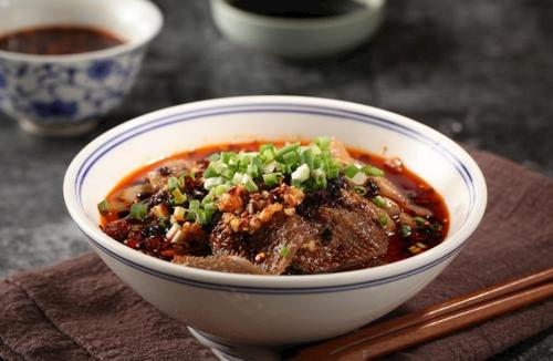 冒菜技術培訓哪里好一點？成都蜀味緣冒菜培訓