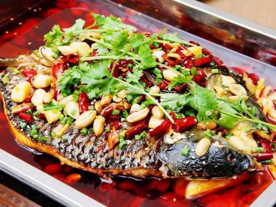 麻辣烤魚技術(shù)培訓(xùn)哪里好？飄味緣培訓(xùn)學(xué)?！承募妓?，助您撬動財富之門