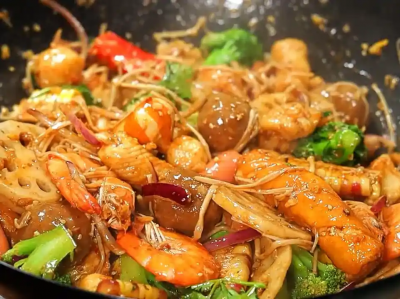 麻辣香鍋技術(shù)培訓(xùn)多少錢？飄味緣培訓(xùn)學(xué)校合理，物超所值