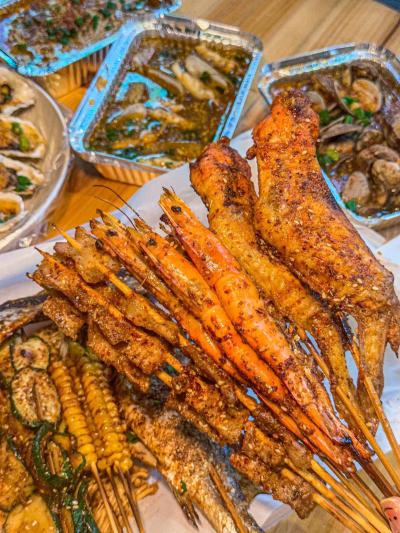 油炸燒烤技術(shù)培訓(xùn)多少錢？飄味緣培訓(xùn)學(xué)校為您揭秘透明收費！