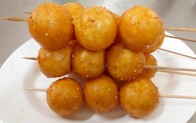 糖油果子技術(shù)培訓(xùn)學(xué)校哪家好？飄味緣小吃培訓(xùn)班深度解析