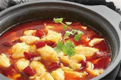 石鍋啵啵魚(yú)培訓(xùn)班有哪些學(xué)校好點(diǎn)？飄味緣小吃培訓(xùn)班深度解析