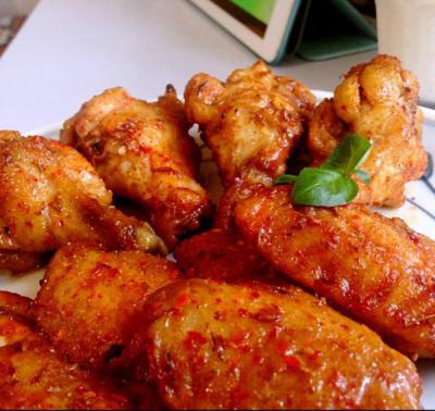 奧爾良烤翅技術(shù)培訓(xùn)學(xué)校哪家好？飄味緣小吃培訓(xùn)學(xué)校深度解析