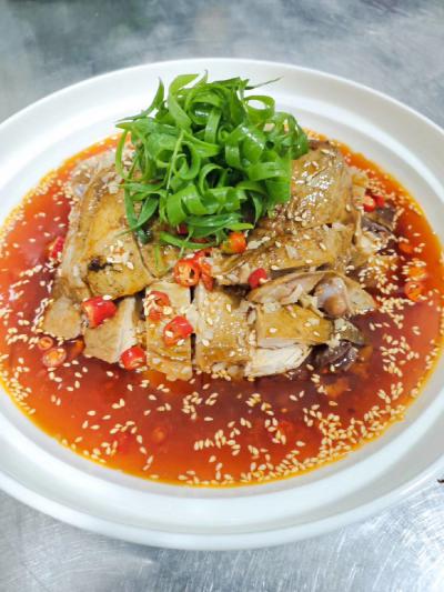 學(xué)涼拌菜涼拌雞片技術(shù)培訓(xùn)哪里有？飄味緣涼菜培訓(xùn)學(xué)校