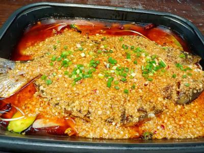 學(xué)習(xí)蒜香烤魚技術(shù)培訓(xùn)學(xué)費(fèi)，成都飄味緣小吃培訓(xùn)學(xué)校便宜