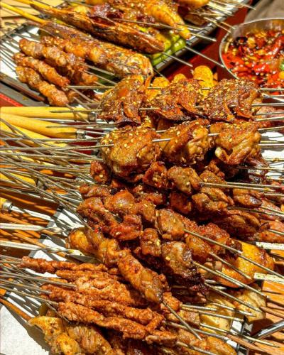 燒烤培訓(xùn)需要多少錢費(fèi)用？飄味緣小吃培訓(xùn)學(xué)校價(jià)格合理