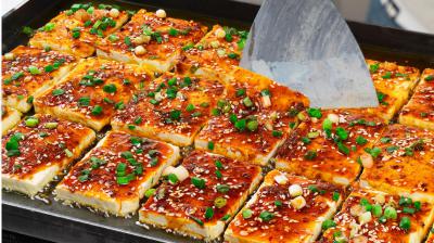 鐵板豆腐培訓(xùn)去哪里學(xué)比較好？飄味緣特色鐵板豆腐培訓(xùn)一對(duì)一教學(xué)